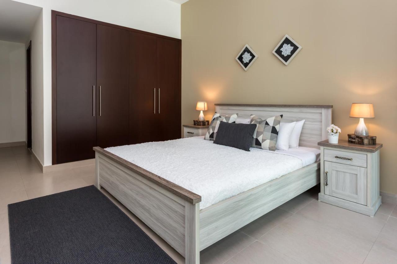 Higuests Vacation Homes - Dubai Wharf Экстерьер фото
